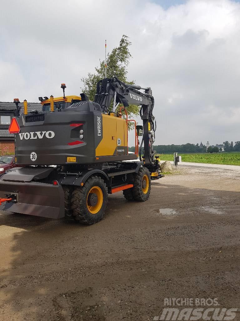 Volvo EWR 150 E , Uthyres Wheeled excavators