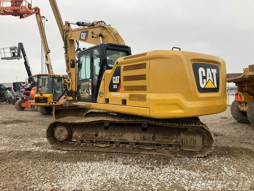 CAT 323 - nextgen Crawler excavators
