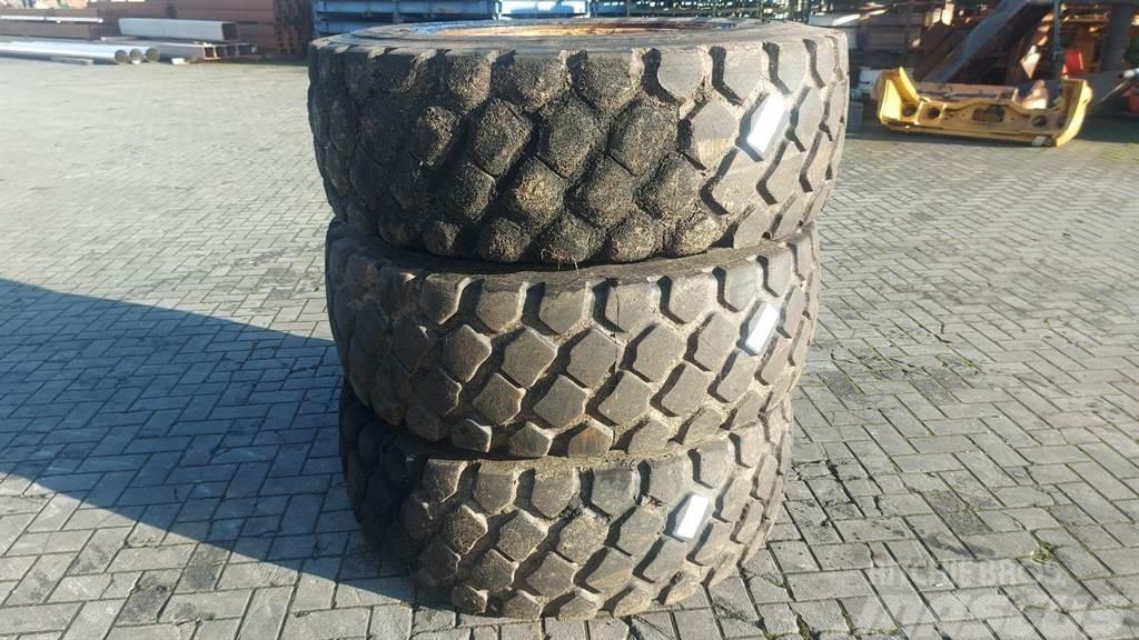 CASE 521F-MTP 17.5R25-Tire/Reifen/Band Tyres, wheels and rims