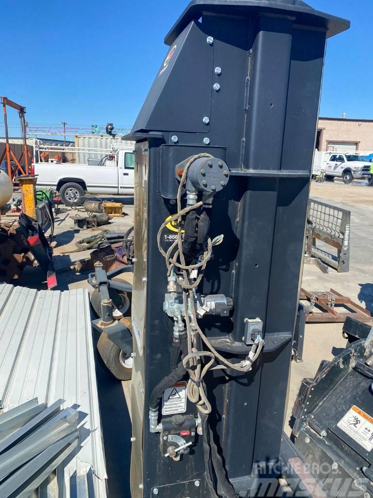 Quick Attach Post Driver Drilling rigs
