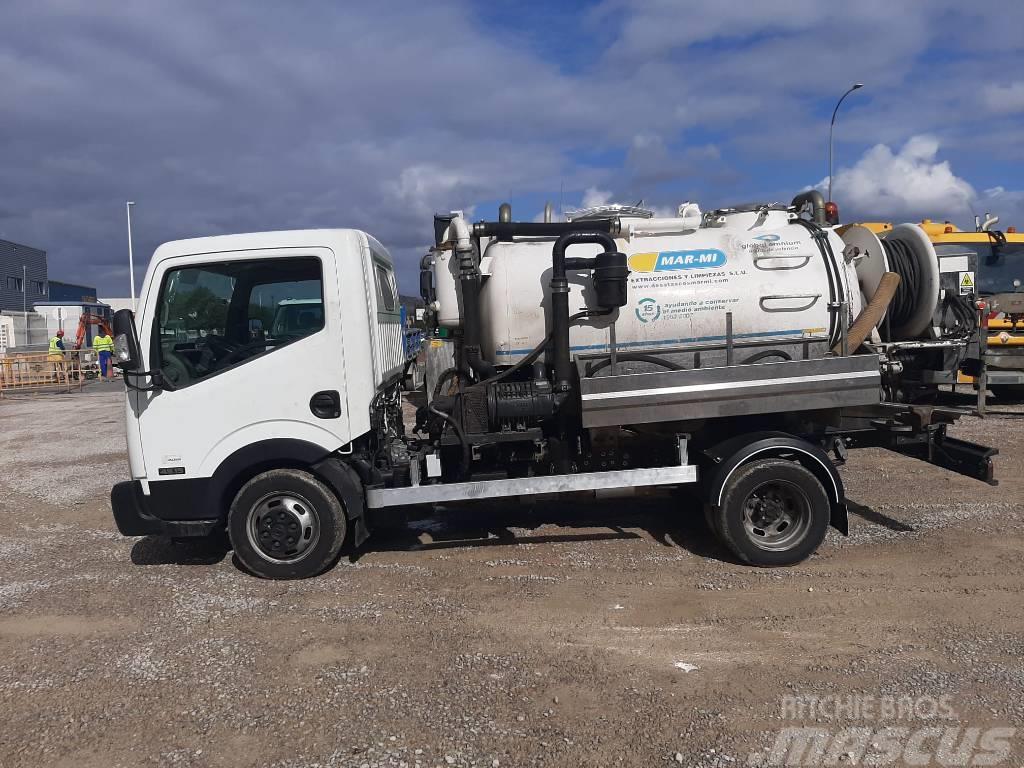Nissan Cabstar E Commercial vehicle