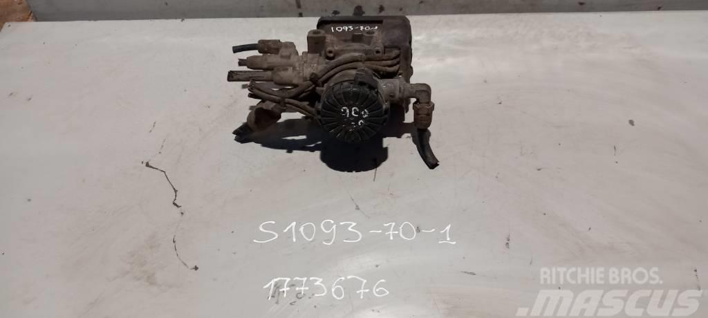 Scania R440 1879275 EBS VALVE Gearboxes