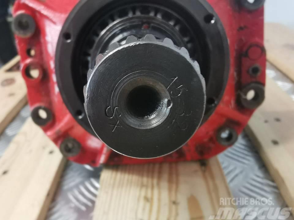 Manitou MLT 626 {Carraro front differential Axles