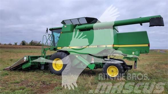 John Deere 9500 Combine harvesters
