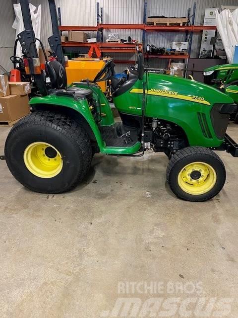 John Deere 3720 Compact tractors