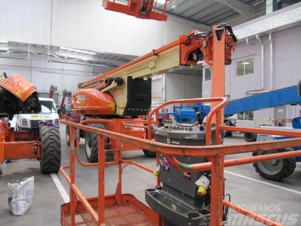 JLG 1250 AJP Articulated boom lifts