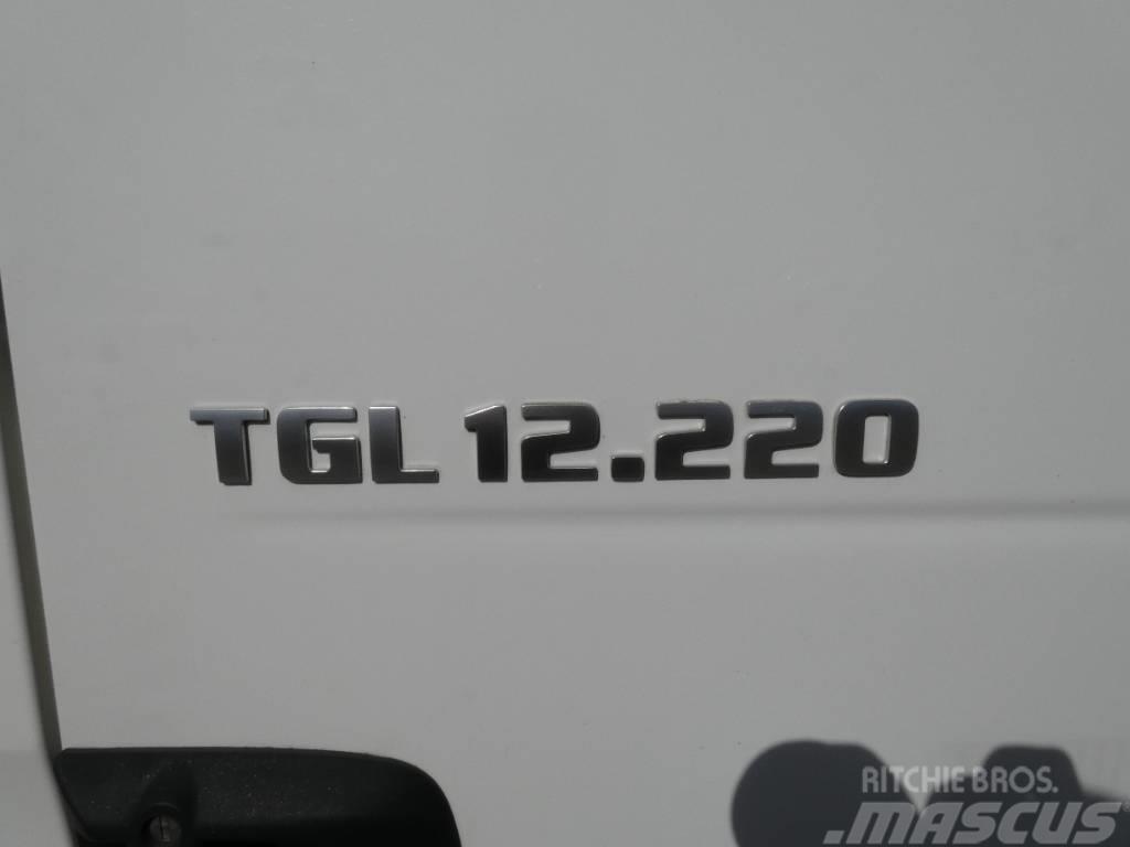 MAN TGL 12.220 Box trucks