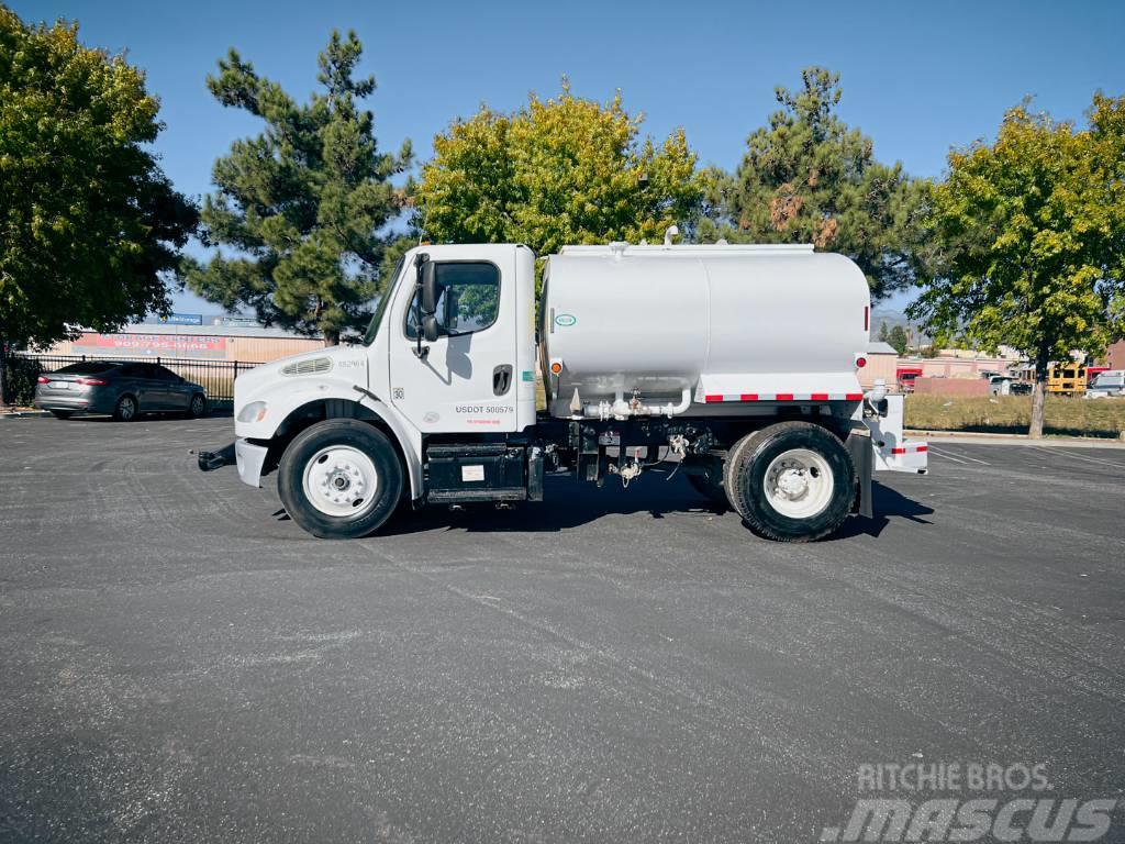 Freightliner M2 Water bowser