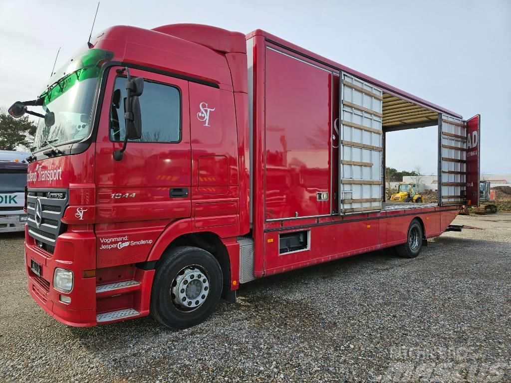 Mercedes-Benz Actros 1844 - 440HP - with lift and sideopening Box trucks