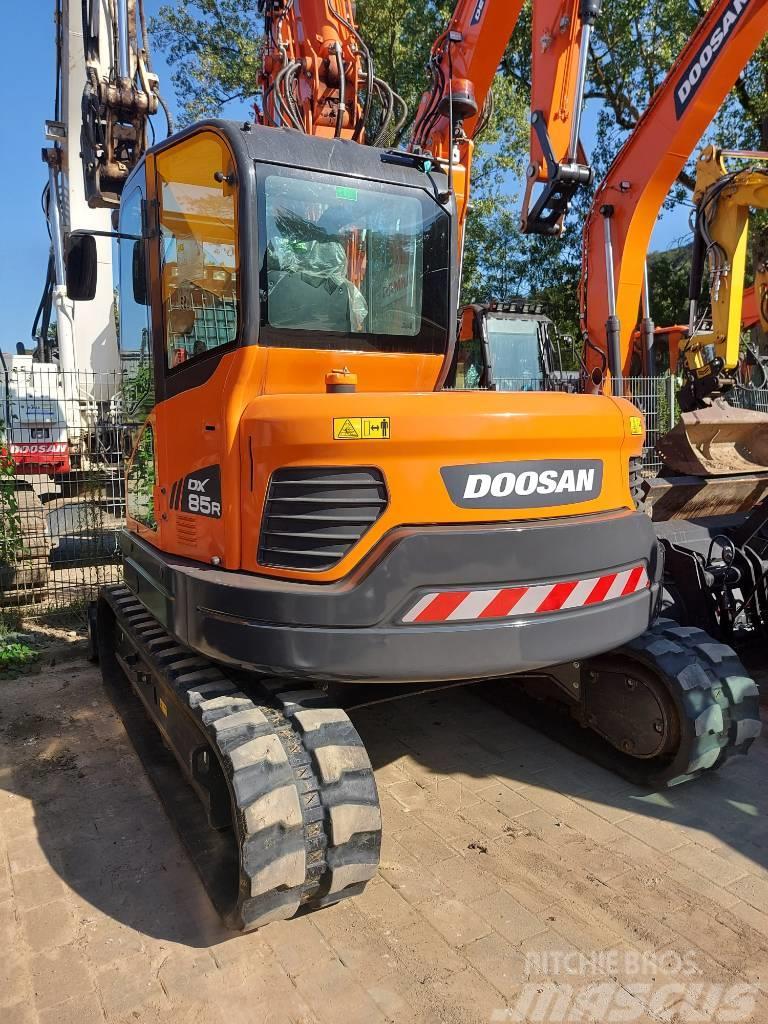 Doosan DX 85 Mini excavators  7t - 12t