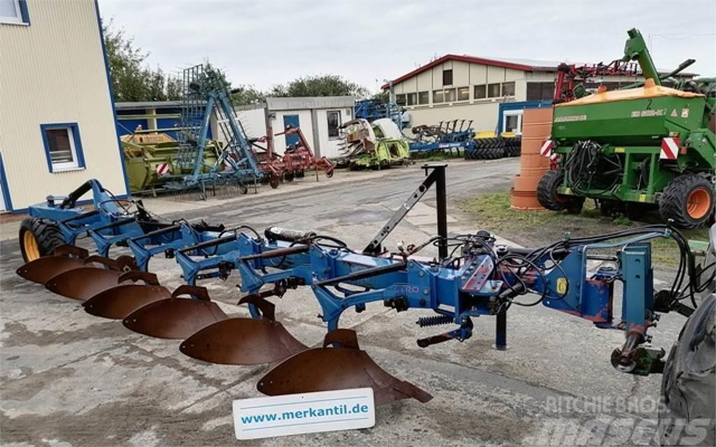 Överum DL 6108 H - 6 Schar Ploughs