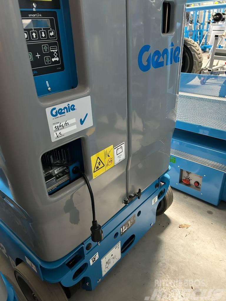 Genie GRC 12 / Neu Used Personnel lifts and access elevators