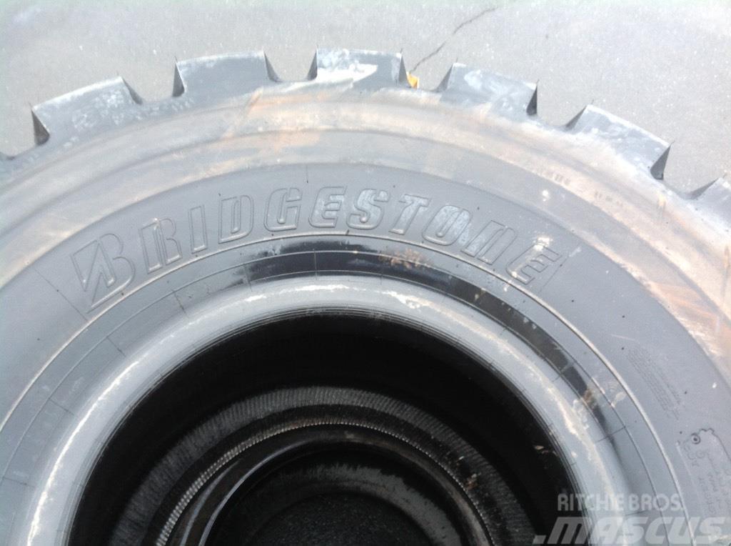 Bridgestone L5 45/65 R39 Wheel loaders