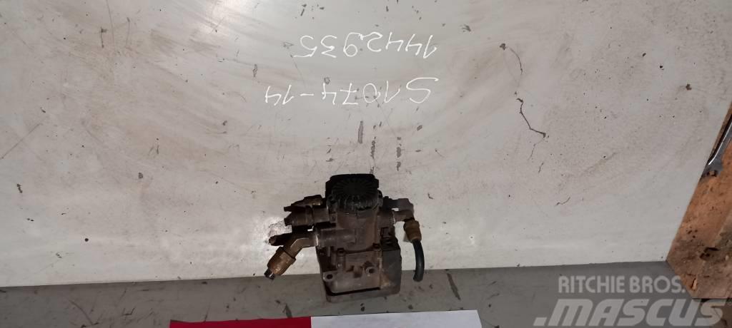 Scania 1442935 P420 EBS VALVE Gearboxes