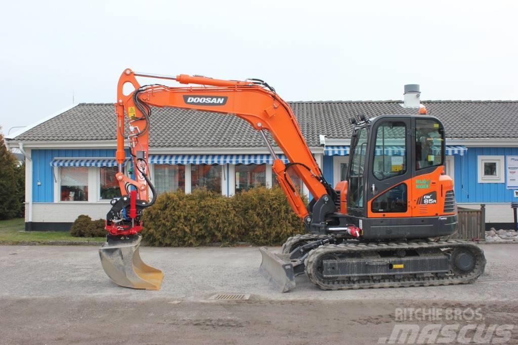 Doosan Midigrävare 9 ton - DOOSAN DX85R-3 Mini excavators  7t - 12t