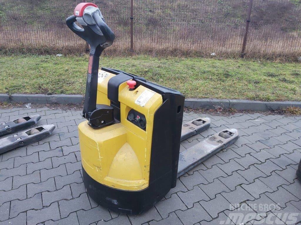 Yale MP16 Electric forklift trucks