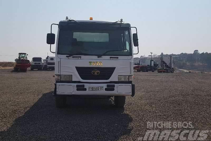 Tata Novus 3434 Other trucks
