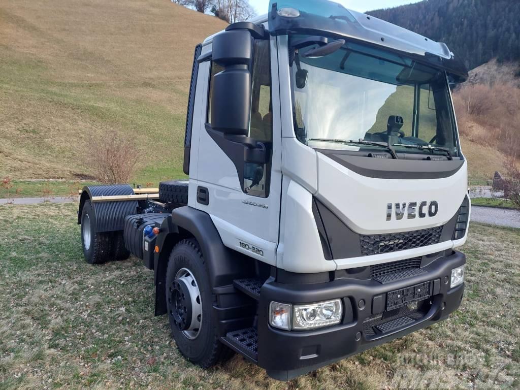 Iveco Eurocargo 180E32K Box trucks