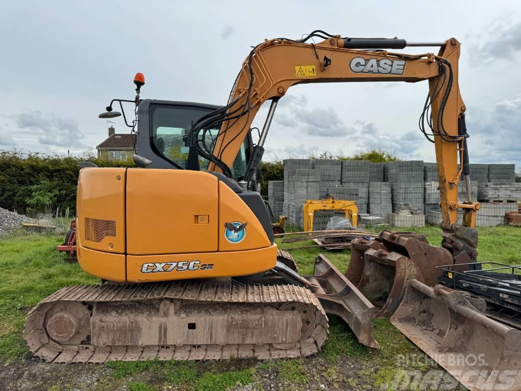 CASE CX 75 SR Mini excavators  7t - 12t