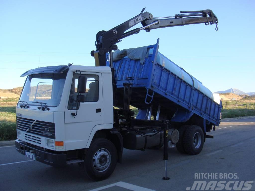 Volvo FL7 PLUMA Y BASCULANTE Truck mounted cranes