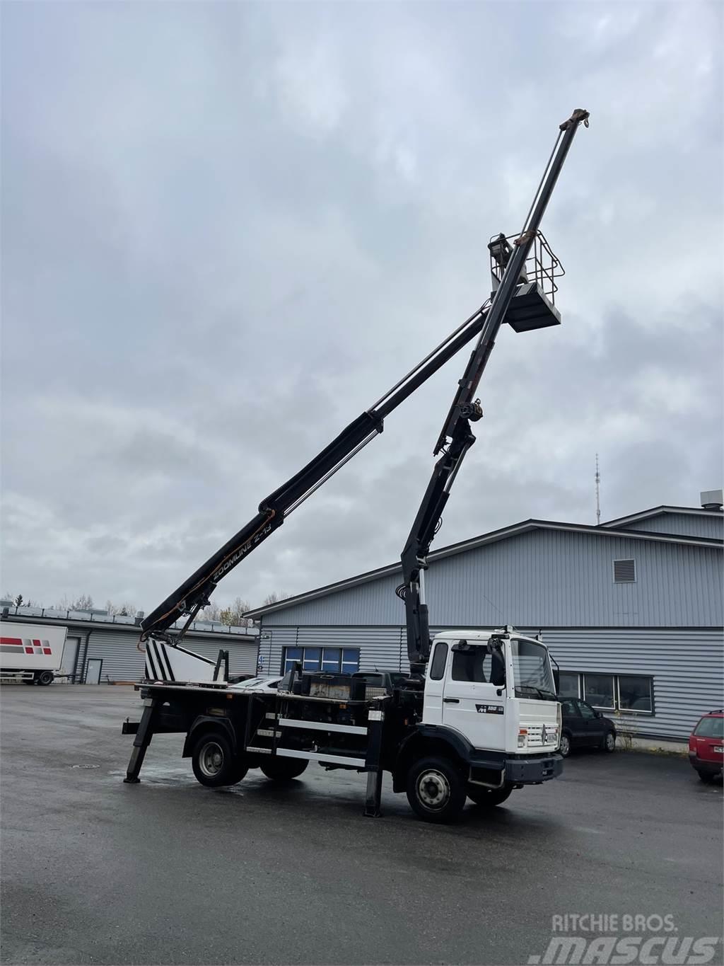 Renault - Truck mounted cranes