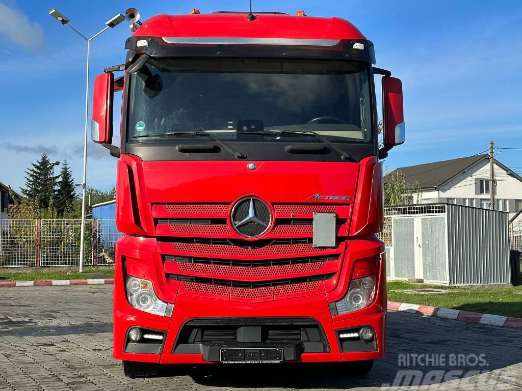 Mercedes-Benz Actros 963-4-A Box trucks