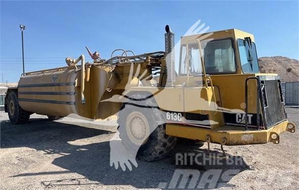 CAT 613C Water bowser