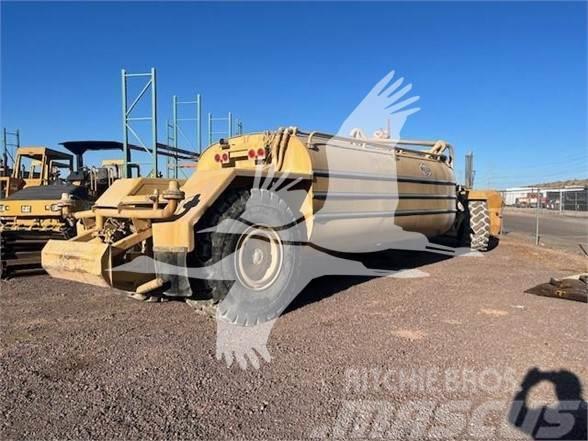 CAT 613C Water bowser