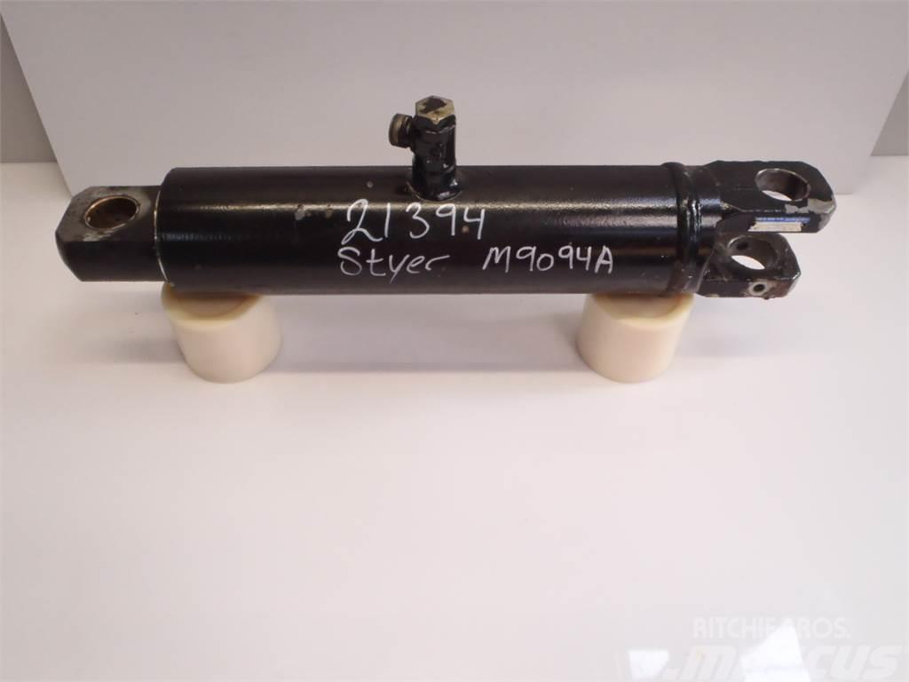 Steyr M9094A Lift Cylinder Hydraulics