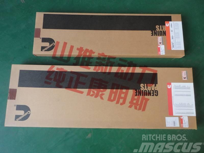 Komatsu PC200-7 engine service kit Backhoes