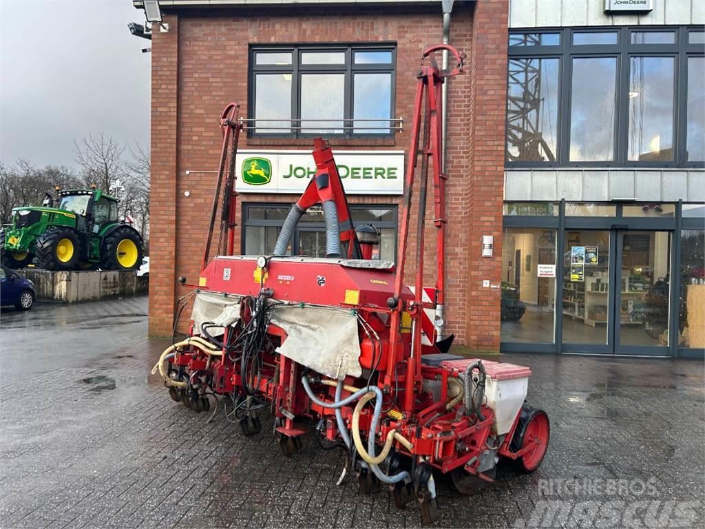 Becker Areomat 8T Sowing machines