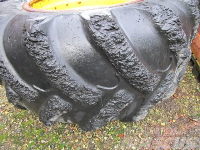 Trelleborg 422  700x34 komplet hjul Tyres, wheels and rims