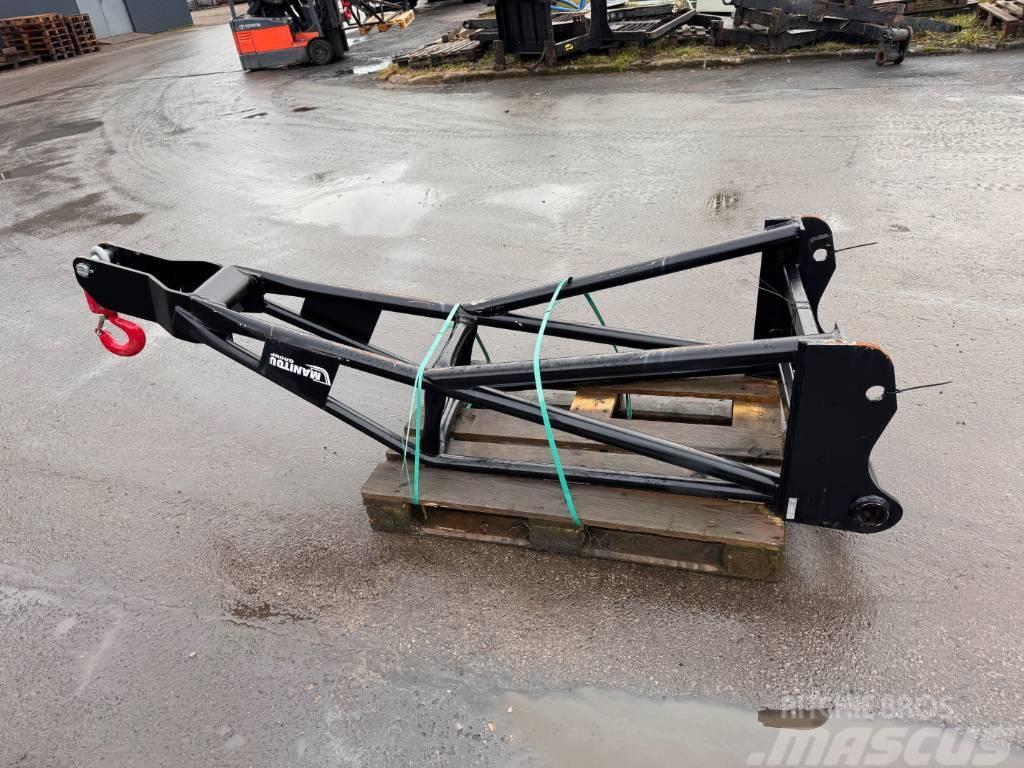 Manitou P2000 Hoists and material elevators