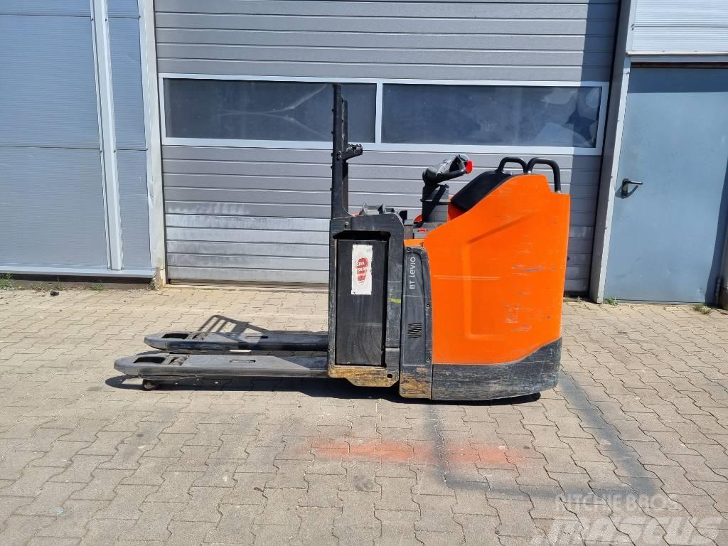 BT LPE 200 Low lift with platform