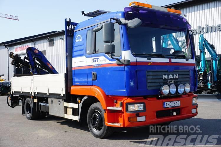 MAN TGL12.210BL Truck mounted cranes