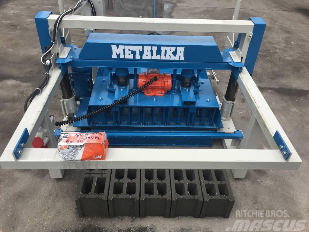 Metalika VP-5 Concrete block making machine Concrete machines