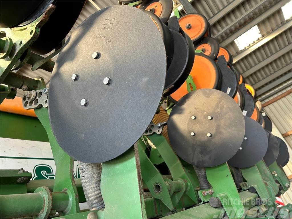 Amazone EDX 900 - TC Sowing machines