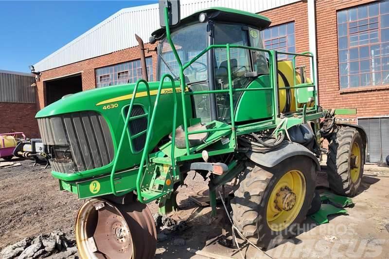 John Deere JD 4630 Spray Tractor Now stripping for spares. Tractors