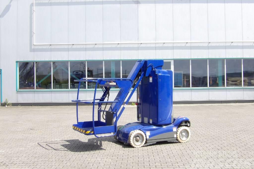 Haulotte Star 10 Compact self-propelled boom lifts