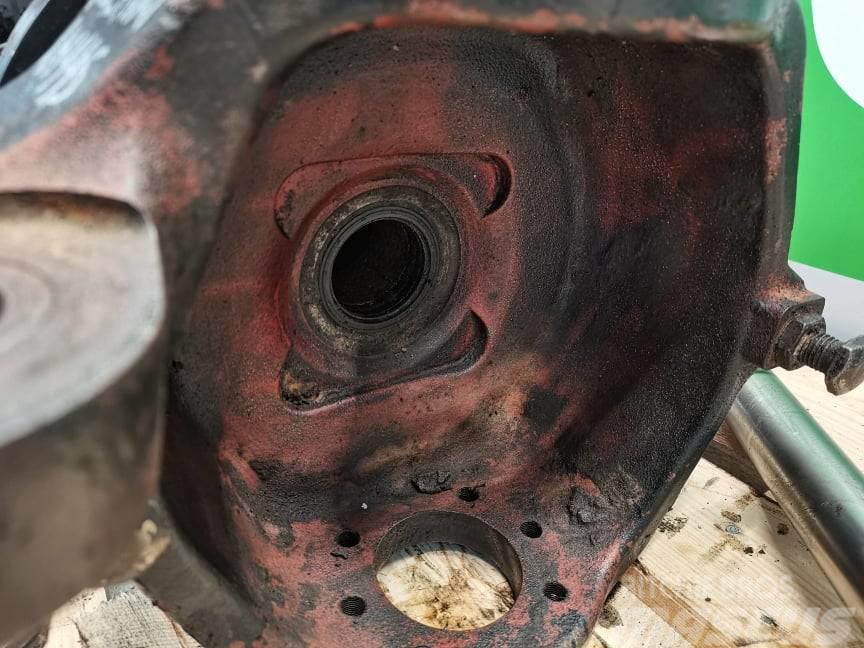 New Holland LM 445 reducer Spicer} Axles