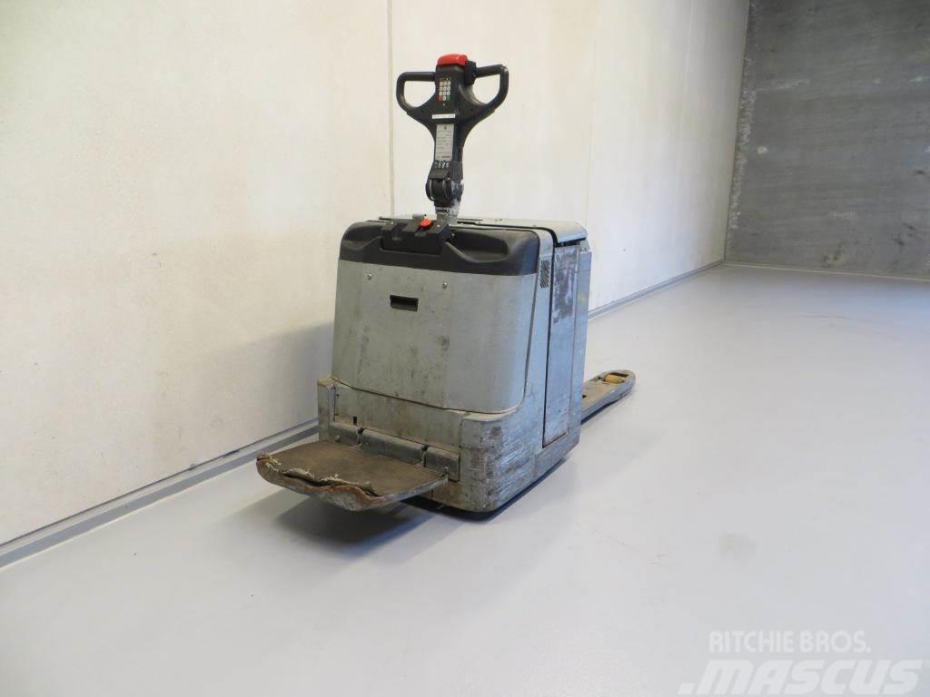 BT LPE240/8 Low lift with platform