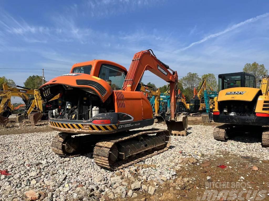 Doosan DX 80 Mini excavators  7t - 12t