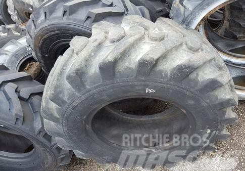  Pneu 12.5/80-18 Tyres, wheels and rims