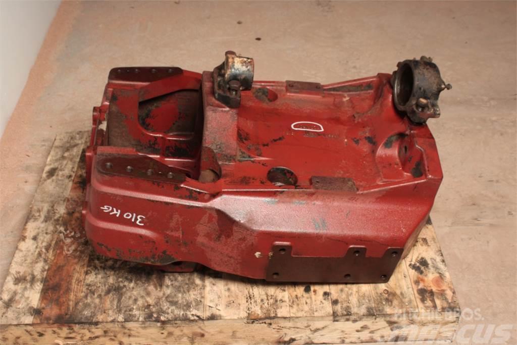 Case IH MXM130 Front axle support Chassis and suspension
