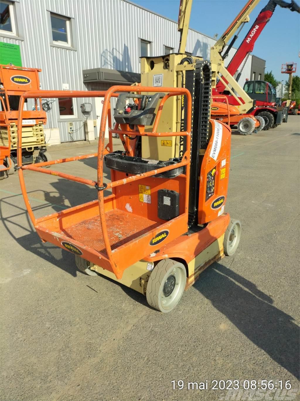 JLG T08E Other lifts and platforms