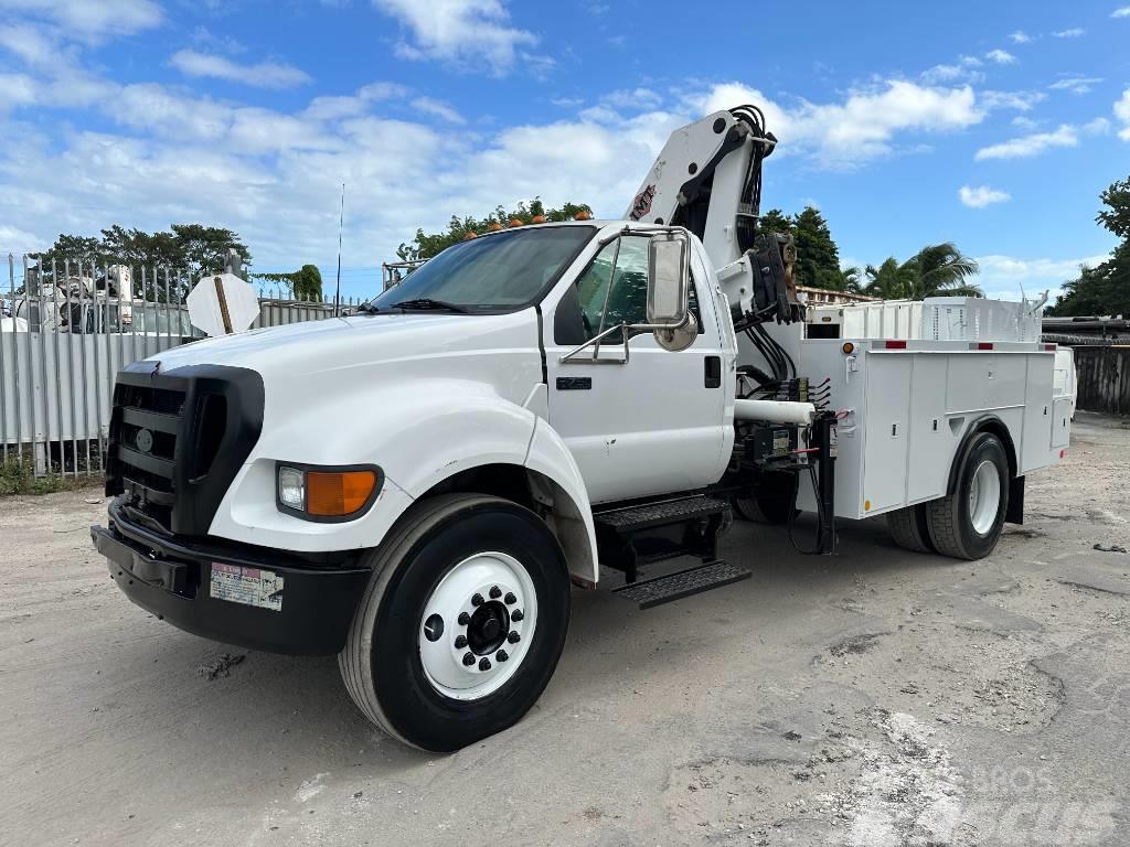 Ford F 750 XL SD Truck mounted cranes