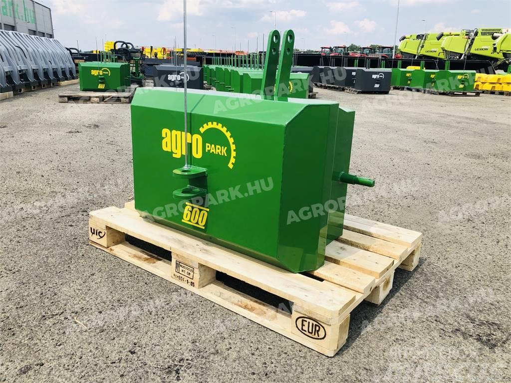  600 kg front hitch weight, in green color Front weights