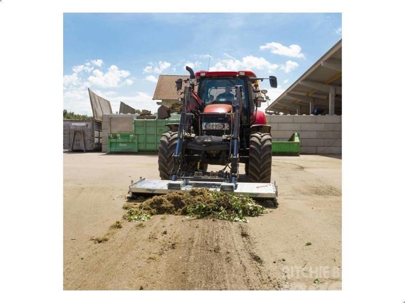 Fliegl Lion Sweeper 2500 Other tractor accessories