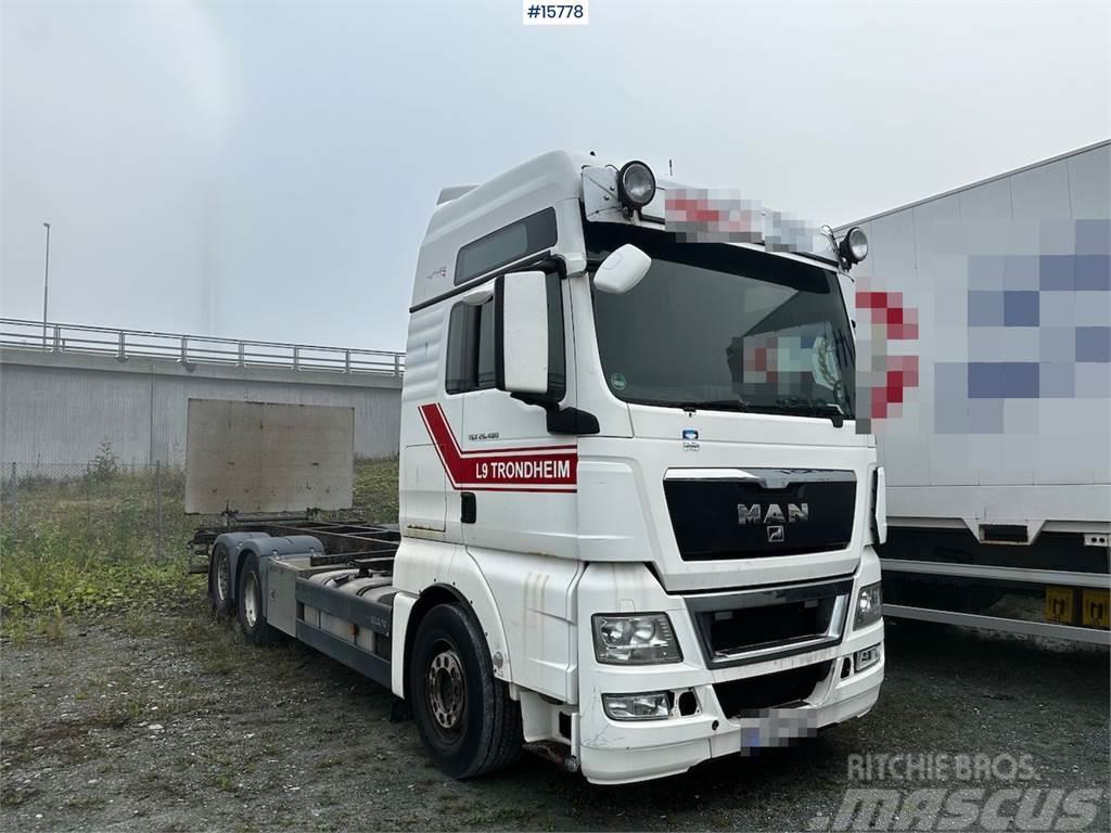 MAN TGX 26.480 6x2 Container truck w/ lift. Rep object Container trucks