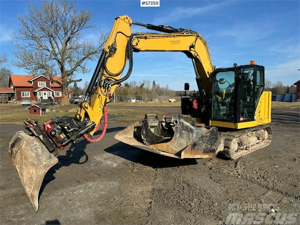 CAT 307.5 Excavator with Rototilt and Tools (SEE VIDE Crawler excavators